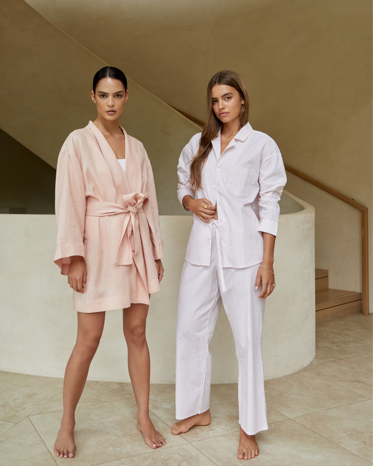 Load image into Gallery viewer, Salou Linen Robe - Blush
